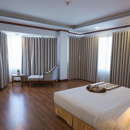 Saigon - Ninh Chu Hotel & Resort Phan Rang–Tháp Chàm Exterior photo